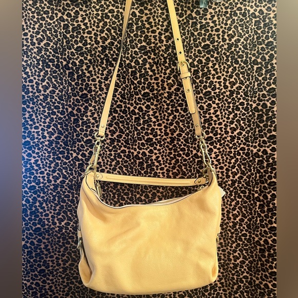 NWT Coach Apricot Hailey outlet Hobo Bag - Picture 2 of 8